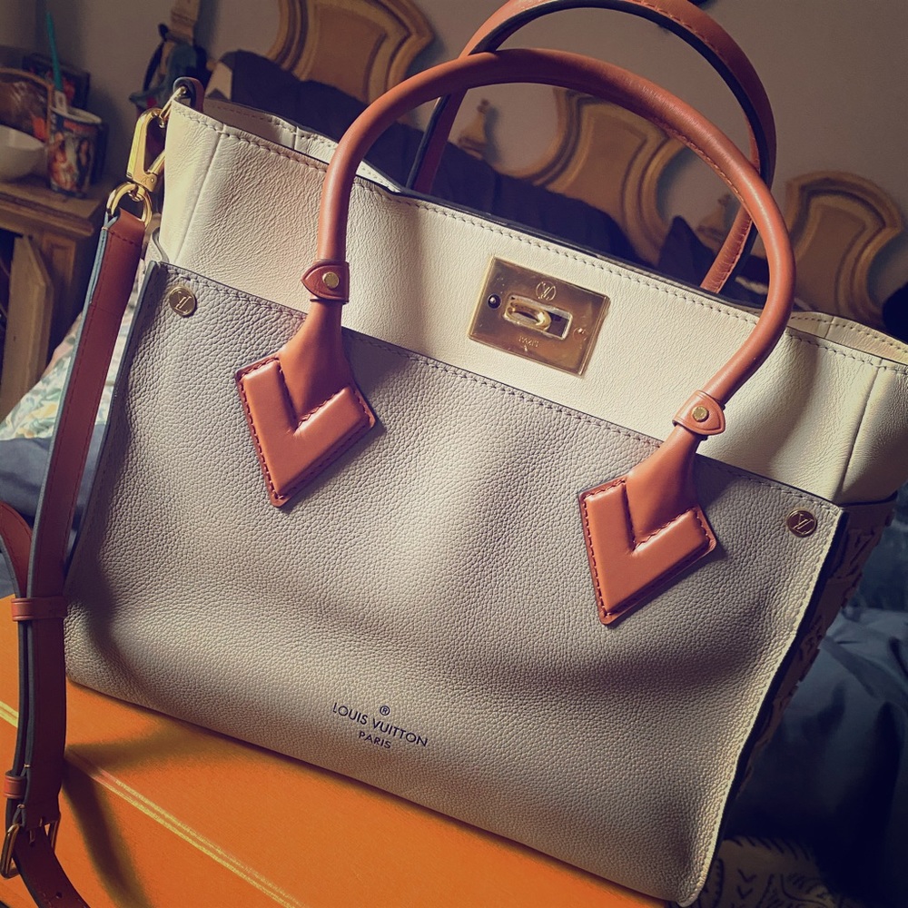 Louis Vuitton On My Side Mm Tote